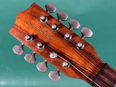 Kamaka 8 STRING TENOR UKULELE WHITE LABEL_5