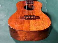 Kamaka 8 STRING TENOR UKULELE WHITE LABEL_11