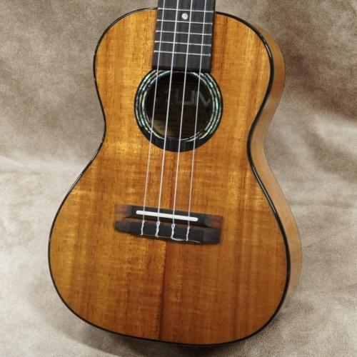KUMU 【アウトレット特価!】CG-55A  #A25040081【コンサートサイズ】【現物写真】