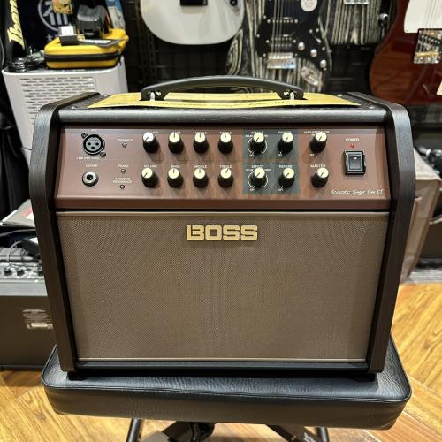 BOSS Acoustic Singer Live LT Acoustic Amplifier【 現物画像】
