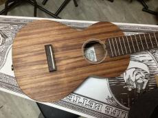 Martin C1K Uke with Pickup マーティン　コンサートウクレレ_5