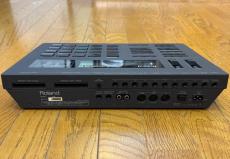 Roland HUMAN RHYTHM COMPOSER R-8_4