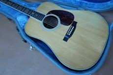 Cat's Eyes CE-1500 / Torch Inlay・Gotoh Gold Peg・Solid Spruce Top・Solid Jacaranda Side and Back・ Ebony Fingerboard and Bridge・Cat’s Eyes Inlay・Herringbone Binding・Tortoiseshell Color Pick guard【With Hard Case】  1_2