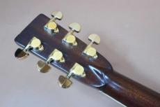 Cat's Eyes CE-1500 / Torch Inlay・Gotoh Gold Peg・Solid Spruce Top・Solid Jacaranda Side and Back・ Ebony Fingerboard and Bridge・Cat’s Eyes Inlay・Herringbone Binding・Tortoiseshell Color Pick guard【With Hard Case】  1_9