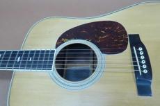 Cat's Eyes CE-1500 / Torch Inlay・Gotoh Gold Peg・Solid Spruce Top・Solid Jacaranda Side and Back・ Ebony Fingerboard and Bridge・Cat’s Eyes Inlay・Herringbone Binding・Tortoiseshell Color Pick guard【With Hard Case】  1_11