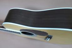 Martin D-35 Standard / Grover Peg・Old Style Decal Logo・Solid Spruce Top・Solid Indian Rosewood Side and Back・Ebony Fingerboard and Bridge White Antique Binding・Tortoise Color Pick-guard 【With Original Case】20_5