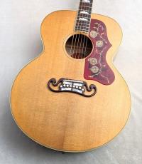 Gibson Custom Shop Murphy Lab 1957 SJ-200 Light Aged Dark Natural【極薄マーフィーラッカー】【48回払い無金利】