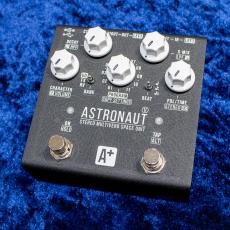 Shift Line Astronaut V