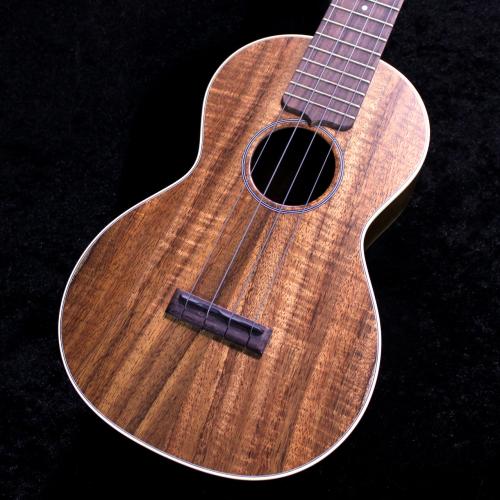 Martin 【トラ目&サップが魅力の個体】2K Concert Uke 【上位グレード】【送料当社負担】【分割手数料0%】