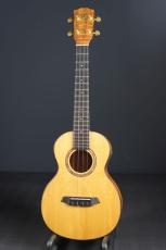 G String T4 Custom Tenor Ukulele