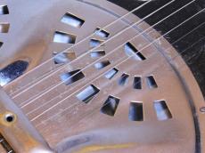 Dobro Model 27_8