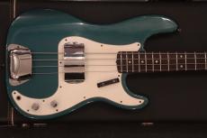 Fender 1971 Precision Bass "Original Lake Placid Blue"_3
