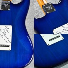 Fender Custom Shop 【2017年製美品中古】Master Build Quilt Maple Top Stratocaster -Sapphire Blue Trans- ≒3.42kg_7