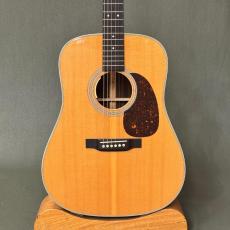 Martin D-28 Customshop