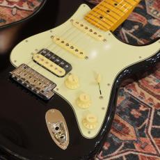 Fender American Professional Stratocaster HSS, Maple Fingerboard, Black_4