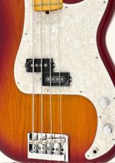 Fender American Professional Precision Bass, Maple Fingerboard, Aged Cherry Burst_3