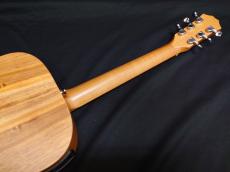 Taylor  Baby Taylor e-Koa_8