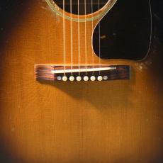 Gibson Murphy Lab 1942 Banner J-45 Heavy Aged Vintage Sunburst #21516041【クロサワ本店店頭在庫品】_4