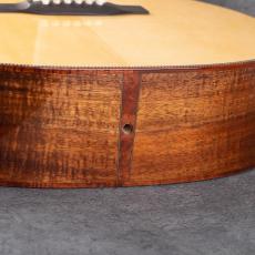Martin CTM OM-28K Premium High Altitude Swiss Spruce Premium Exceptional Broad Figured Koa_10