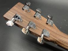 Martin DCX-1AE 2016年製 / Solid Spruce Top・HPL Mahogany Pattern Side and Back・Brown birch laminate neck・Richlite Fingerboard・With Fishman Sonitone Pickup【With Original Hard Case】_10