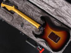Fender American Professional Stratocaster HSS 3-Color Sunburst_6
