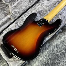 Fender American Professional Jazz Bass V 3-Color Sunburst_6