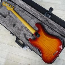 Fender American Professional Jazz Bass Aged Cherry Burst_6