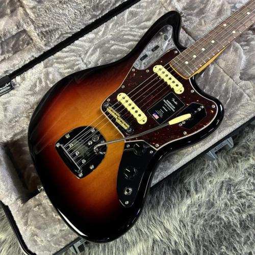 Fender American Professional Jaguar 3-Color Sunburst