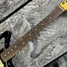 Fender American Professional Jaguar 3-Color Sunburst_4
