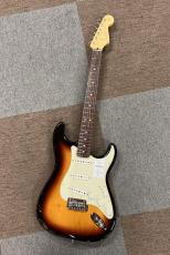 Fender Made in Japan Hybrid II Stratocaster, Rosewood Fingerboard, 3-Color Sunburst