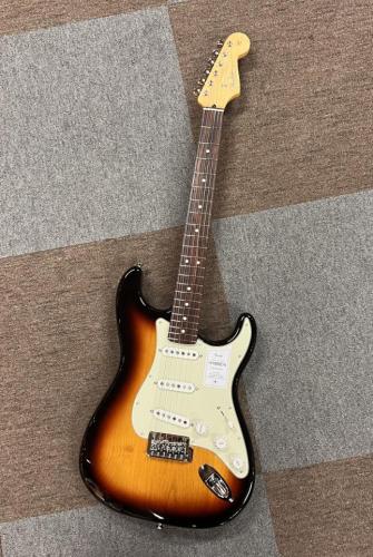 Fender Made in Japan Hybrid II Stratocaster, Rosewood Fingerboard, 3-Color Sunburst