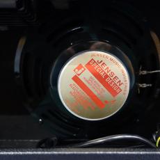 Fender '64 Custom Deluxe Reverb_6