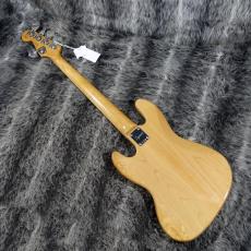 Squier by Fender Classic Vibe ’70s Jazz Bass V Maple Fingerboard Natural_5