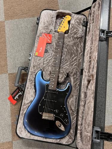Fender American Professional Stratocaster, Rosewood Fingerboard, Dark Night