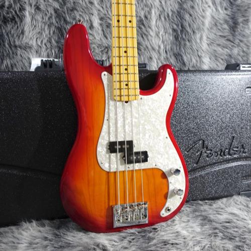 Fender American Professional Precision Bass Aged Cherry Burst