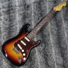 Fender American Professional Stratocaster 3-Color Sunburst_3