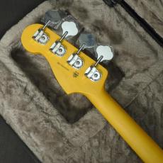 Fender American Professional Precision Bass Maple Fingerboard 3-Color Sunburst_8