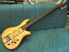 B.C.Rich Eagle Bass