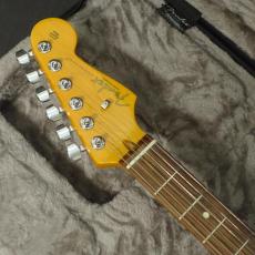Fender American Professional Stratocaster HSS Rosewood Fingerboard 3-Color Sunburst_4