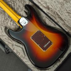 Fender American Professional Stratocaster HSS Rosewood Fingerboard 3-Color Sunburst_6