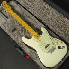 Fender American Professional Stratocaster HSS Maple Fingerboard Olympic White