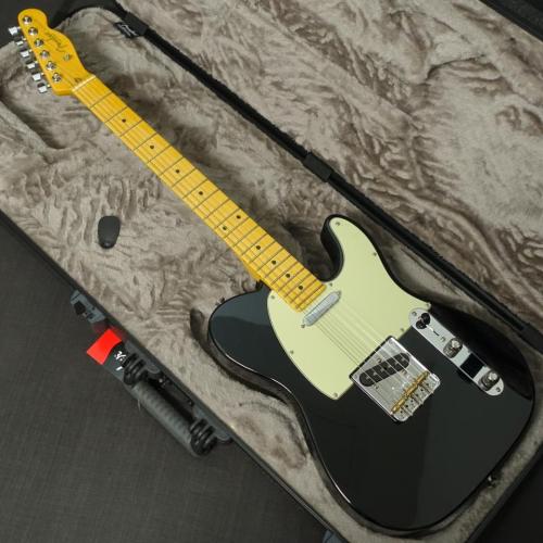 Fender American Professional Telecaster Maple Fingerboard Black