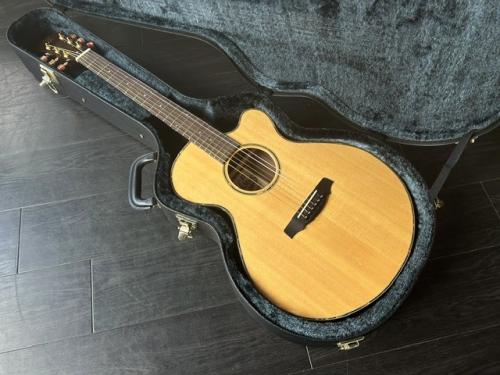 Crews Maniac Sound ES-1500C　　ハードケース付き