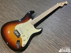 Fender American Deluxe Stratocaster 2008【即戦力の1本!】