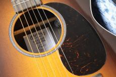 Martin 【入荷しました!】000-13E Eric Clapton Burst #3085447【送料当社負担・最大48回分割無金利】_4
