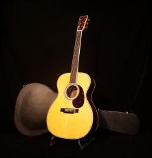 Martin 000-42 Standard【2024年製の極上品が入荷! フルオリジナルで素晴らしいサウンド! 新品のご購入をご検討の方にもオススメです! 】解説試奏動画ご覧下さい。