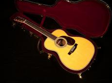 Martin 000-42 Standard【2024年製の極上品が入荷! フルオリジナルで素晴らしいサウンド! 新品のご購入をご検討の方にもオススメです! 】解説試奏動画ご覧下さい。_3