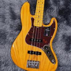 Fender  American Professional Jazz Bass, Maple Fingerboard, Natural