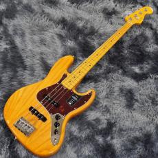 Fender  American Professional Jazz Bass, Maple Fingerboard, Natural_2