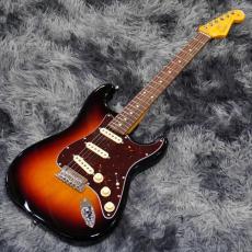 Fender American Professional Stratocaster, Rosewood Fingerboard, 3-Color Sunburst_2